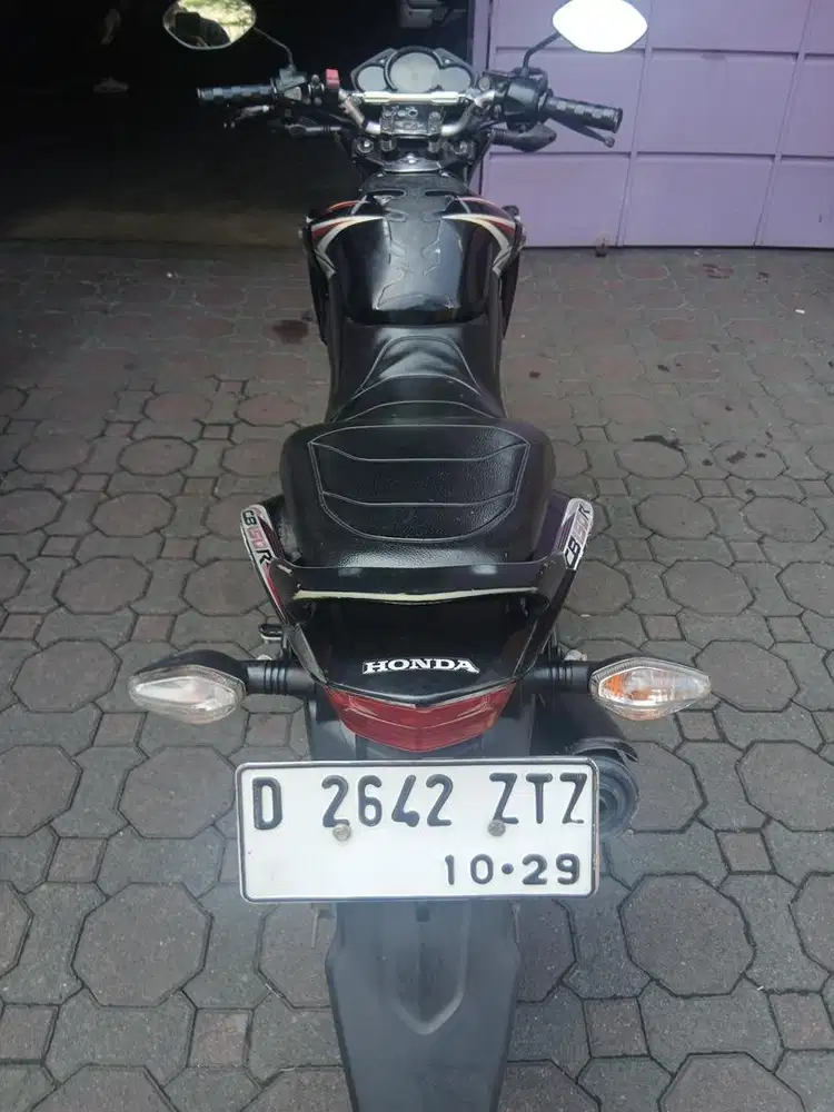 Honda CB150R 2013