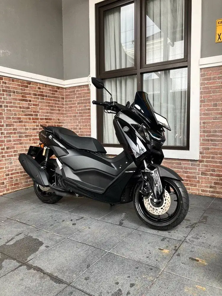 Yamaha NMAX Neo S Tahun 2024 Warna Hitam Mulus Low Kilometer