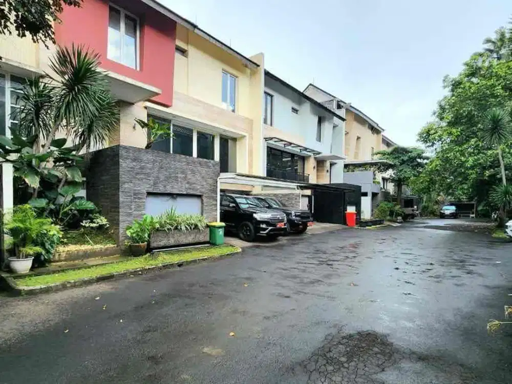 town house pondok pinang