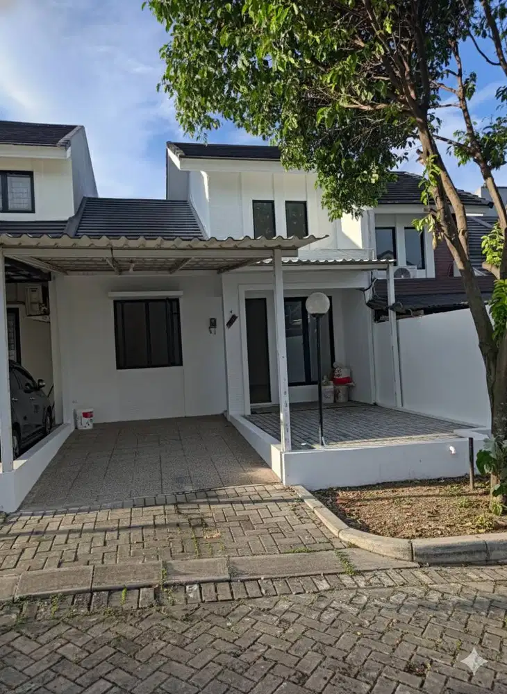 Disewakan Rumah Baru LT130 LB90 Cluster Green Hills Estate Ciputat