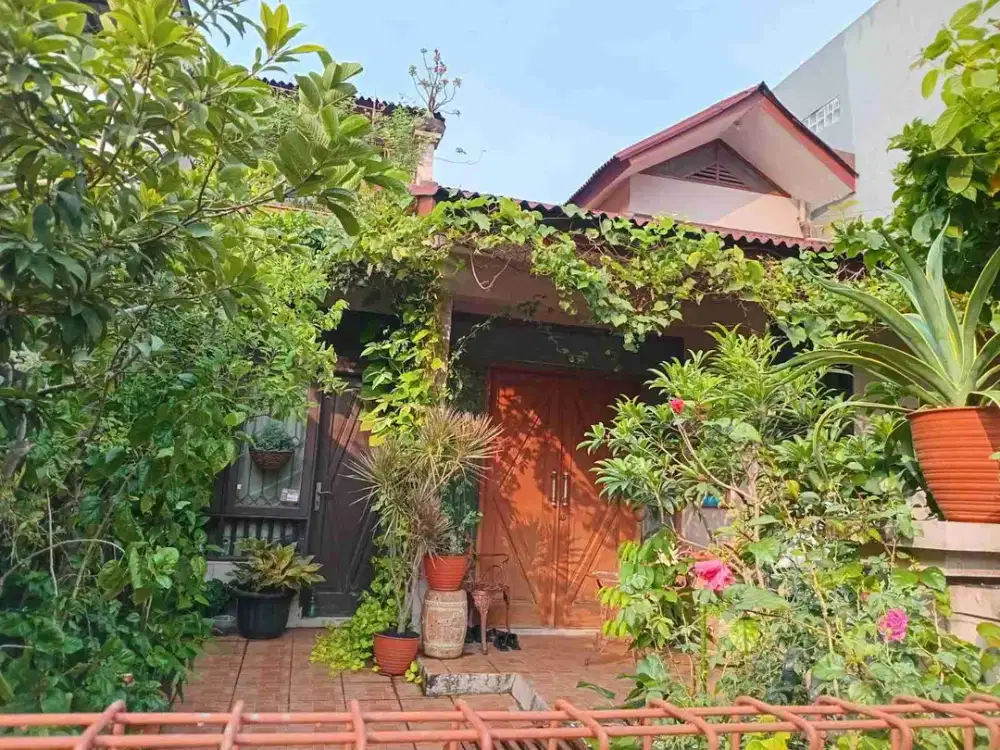 Rumah Terawat Siap Huni Kemang Pratama 3 Tanah 162 Dekat Mall LRT TOL