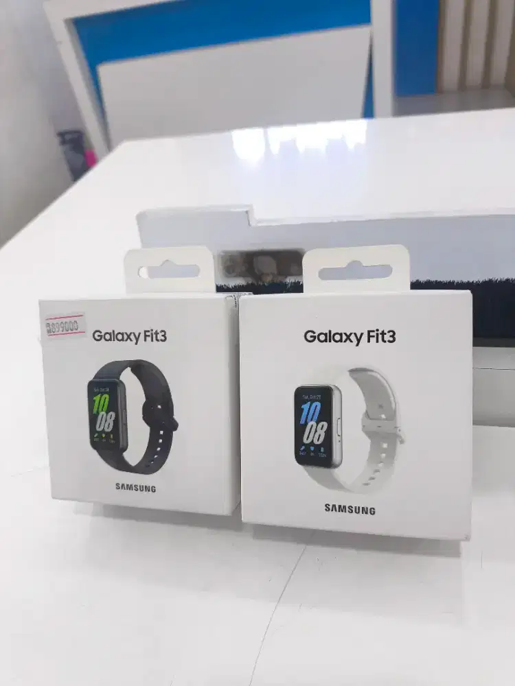Jual Jam Samsung Galaxy Fit 3 masih baru dan segel
