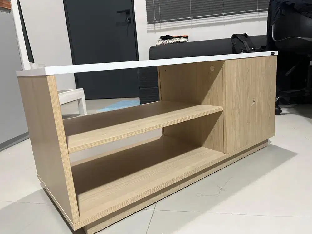 Meja TV selma 90x37 cm