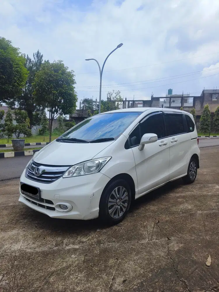 Honda Freed 2013 Bensin