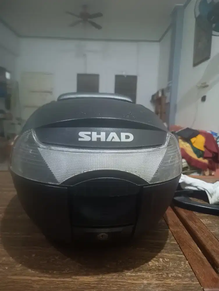 Box motor box Shad sh33 plus backrest nyaman