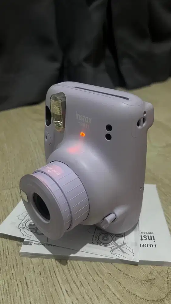 Preloved  Kamera Instax Mini LILAC PURPLE