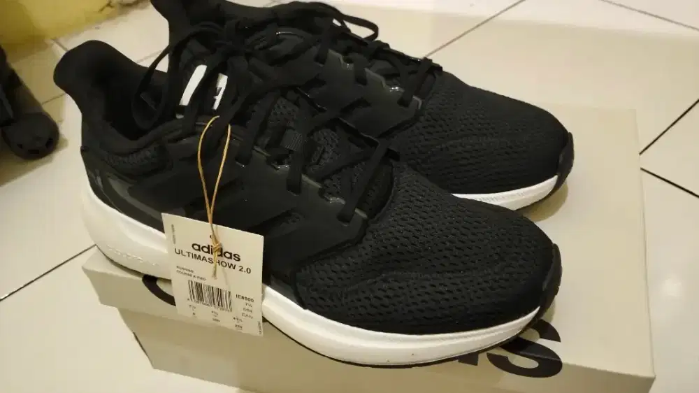 Sepatu Adidas ultimateshow new