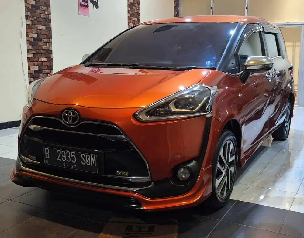 Sienta Q matic CVT 2017