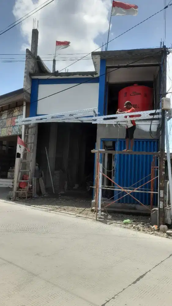 Tukang bangunan
