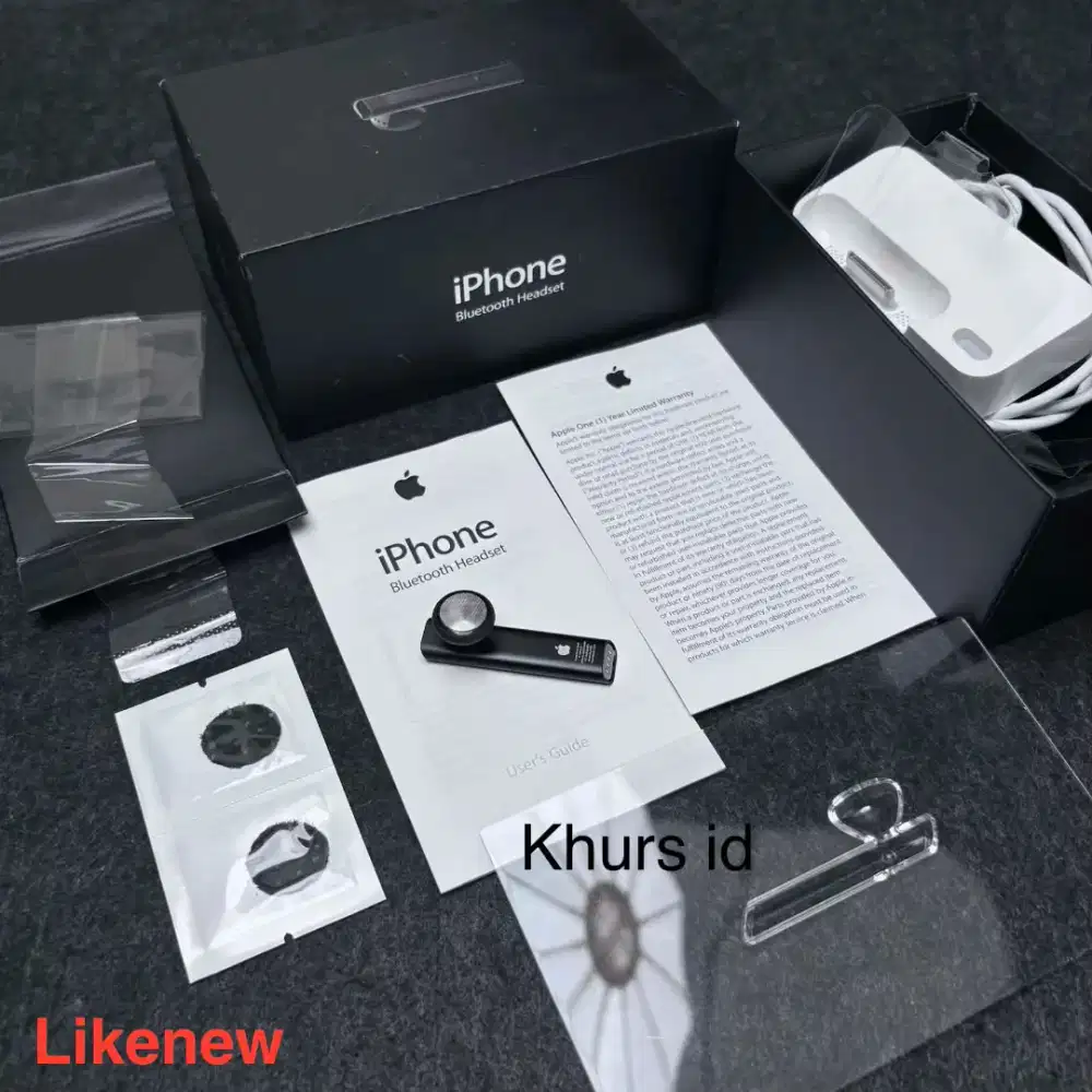 Apple iphone bluetooth headset 1st 2007 - very rare collection