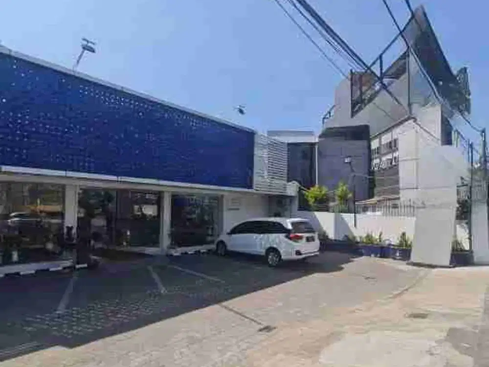 Rumah Usaha Dijual Strategis di Jalan Raya Arjuna Surabaya Pusat