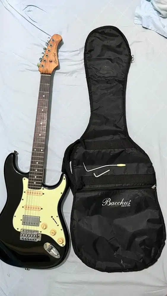 Gitar Elektrik Bacchus BST-2-RSM/R