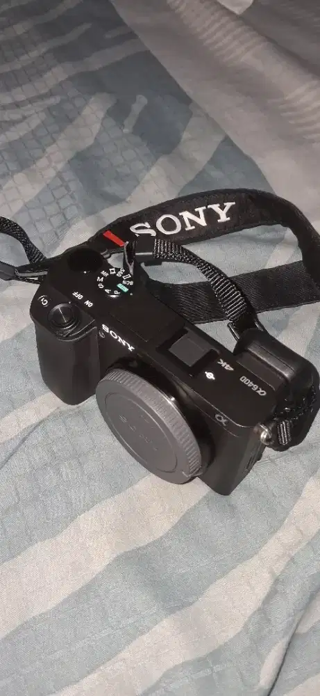 Sony A6400 Camera with 18-105 mm Lense