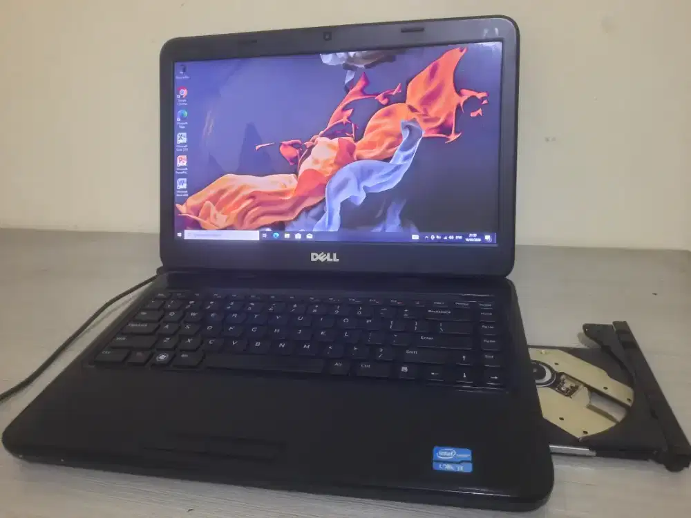 Laptop Murah Dell Core,i3-Ram6gb/Hdd-320gb Siap Pakai Minus Batray aj