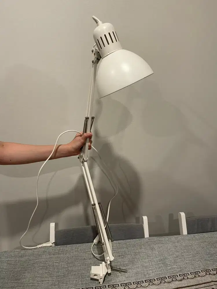 Lampu Belajar IKEA
