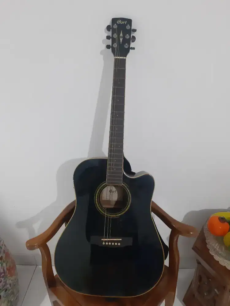 Gitar Akustik Elektrik Cort MR710F Black Full Set Case Cort