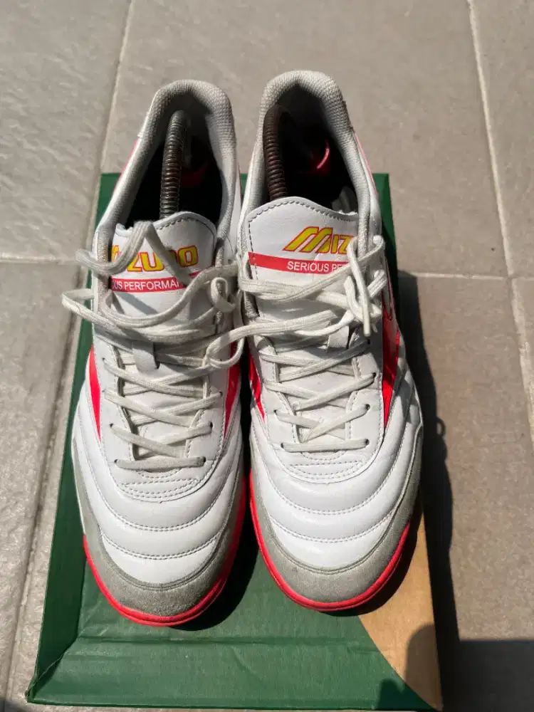 Sepatu Futsal Mizuno Morelia Sala Clasic