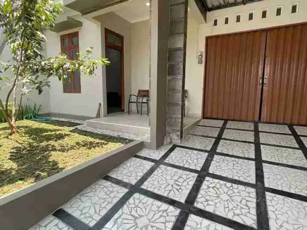 Rumah luas bangunan modern area Sambisari
