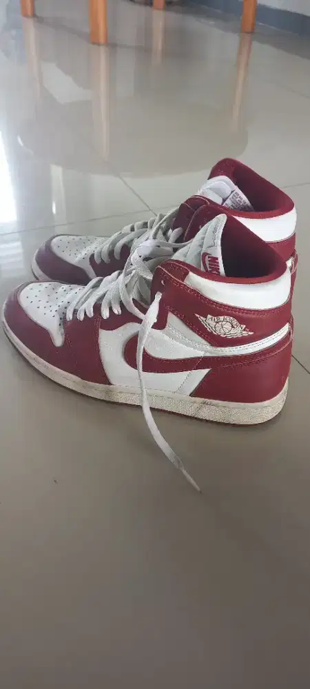 Sepatu Air Jordan 1 mid