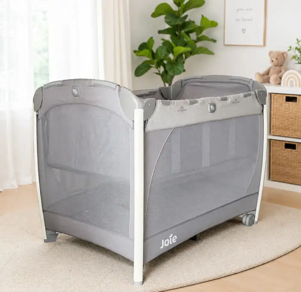 Preloves box tidur bayi joie
