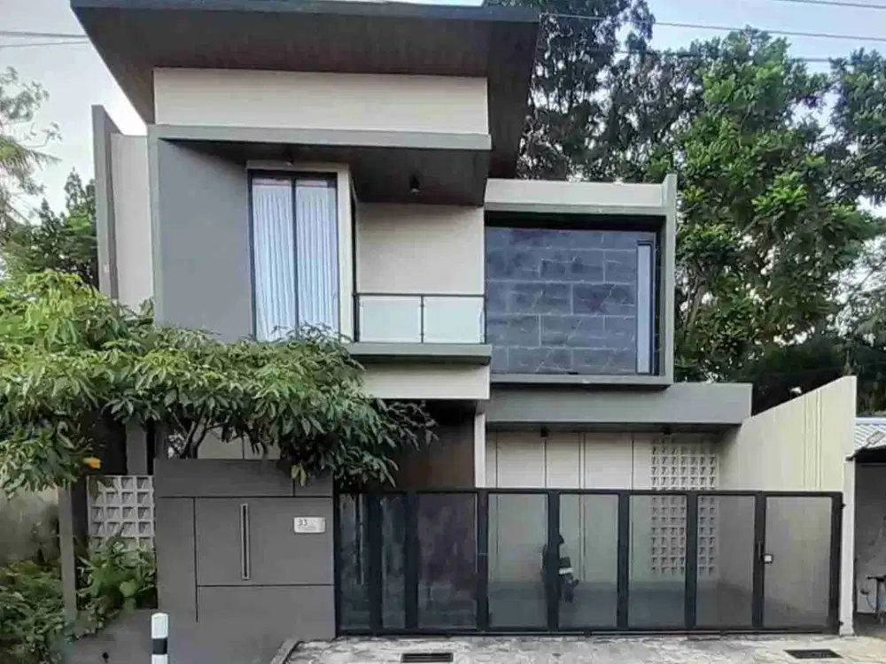 Rumah baru strategis desain mewah modern 10 menit ke UGM