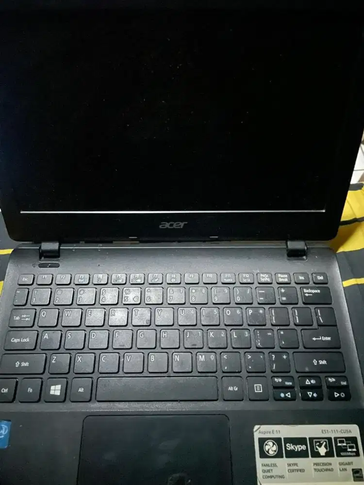Jual laptop Acer aspire e11