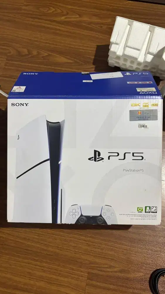 Sony ps5 slim 1tb gar resmi sony indo mulus n segel