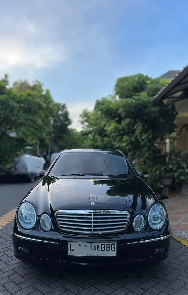 Mercedes Benz E240 Elegance W211 Milik Pribadi