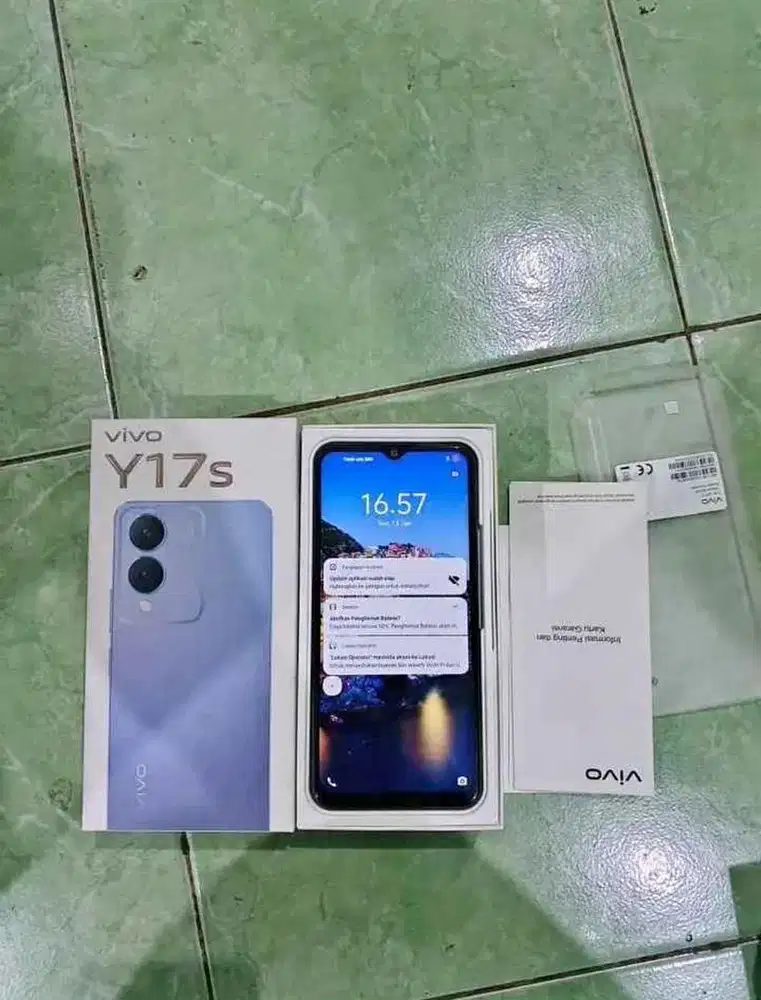 vivo y17s ram 8/256 no minus mulus baru bukaa dus kemaren