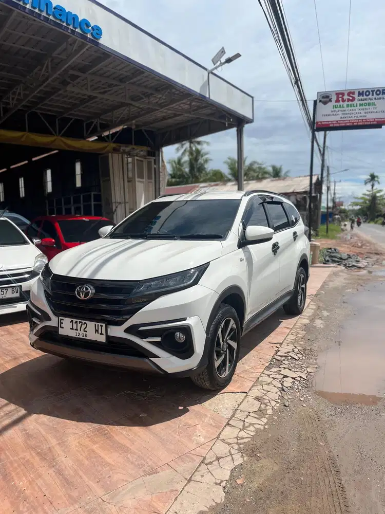 TOYOTA RUSH GR S 1.5 2021 A/T