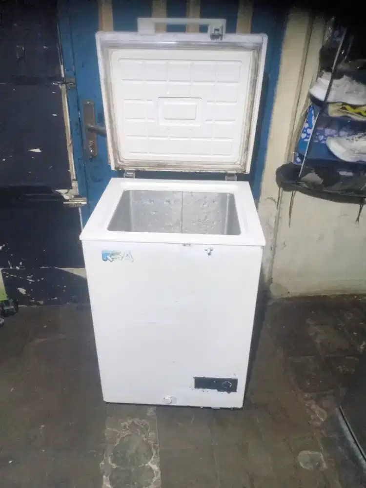 Jual frizer BOK merk RSA kapasitas 100 liter dingin beku bisa di antar
