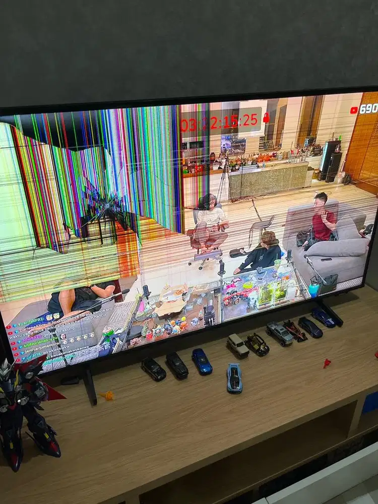 TV Samsung 43 Crystal seri 8