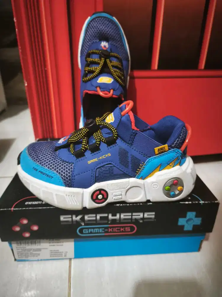 Sepatu anak Skechers
