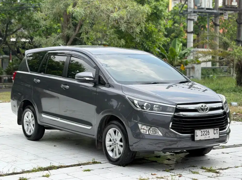 Toyota innova Reborn V diesel Matic 2018