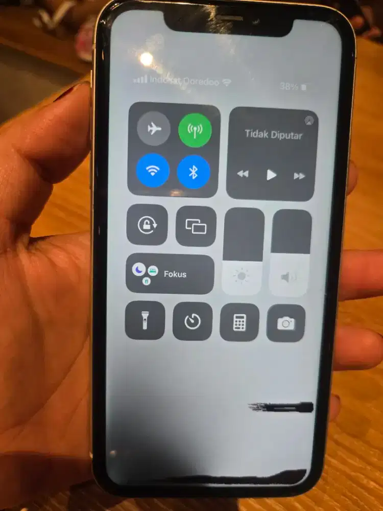 Iphone 11 64gb putih