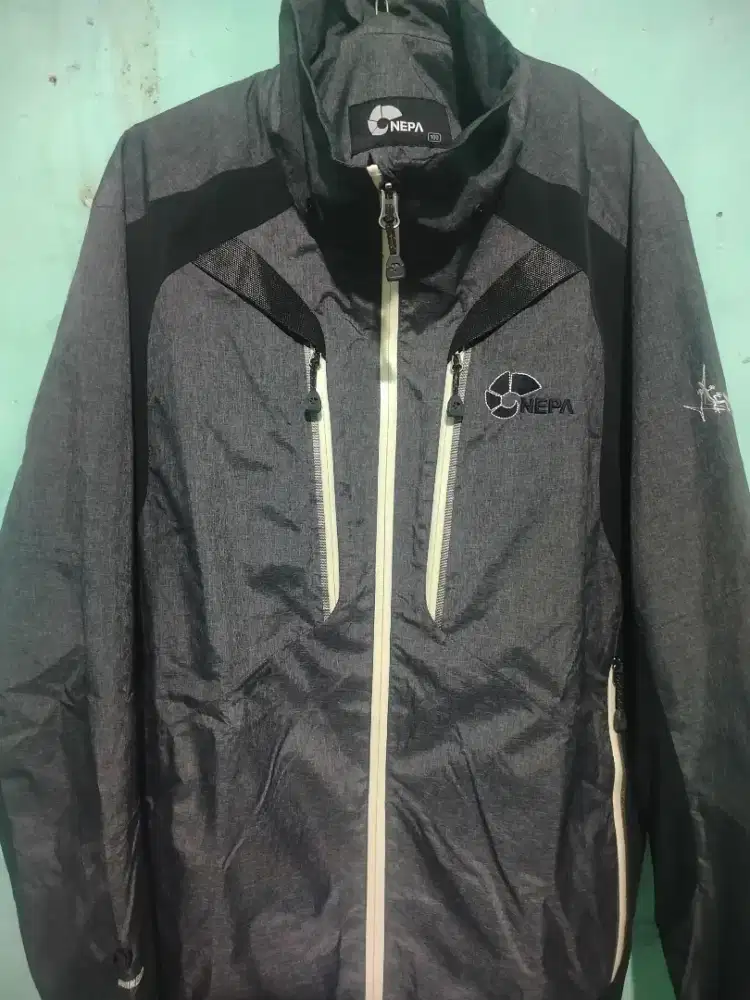 Jaket outdor nepa