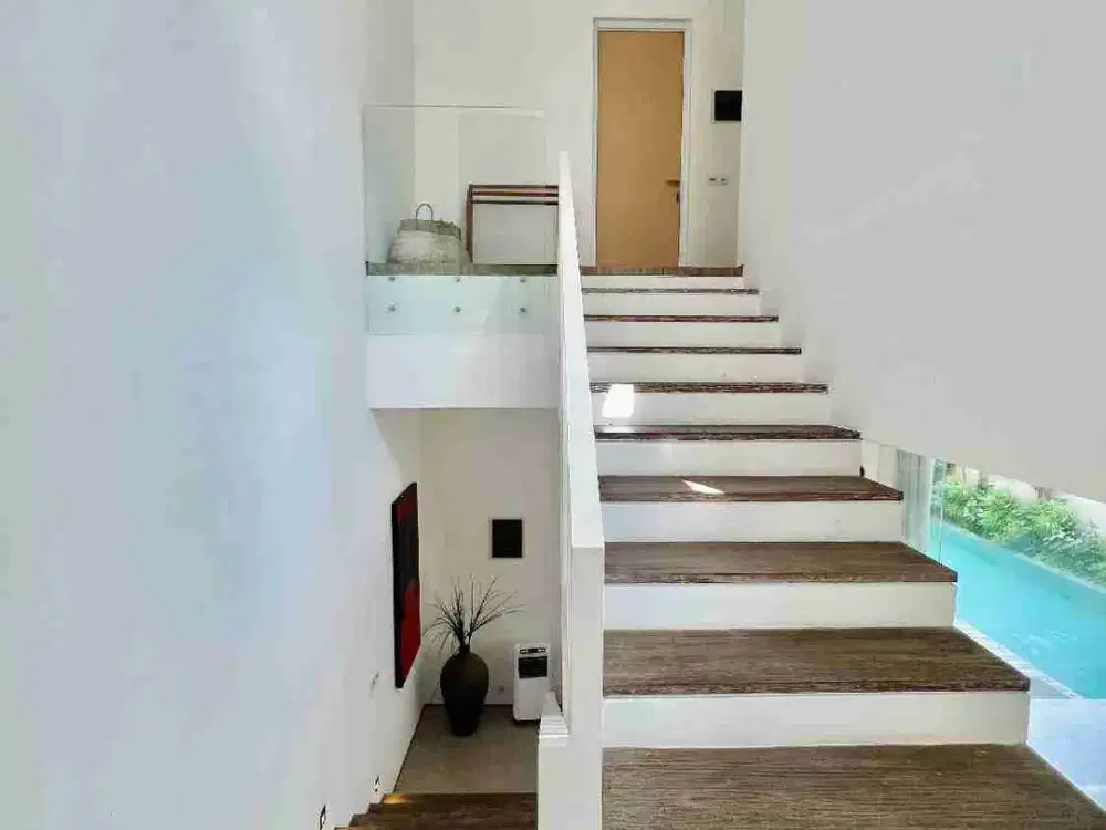 For Sale Beautiful Villa for Sale in Prime Seminyak Area - Thumbnail 6