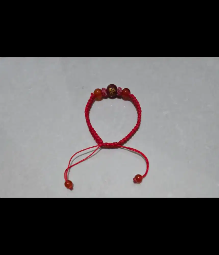 Koleksi simpanan gelang tangan tali merah hoki pria wanita ori pabrik