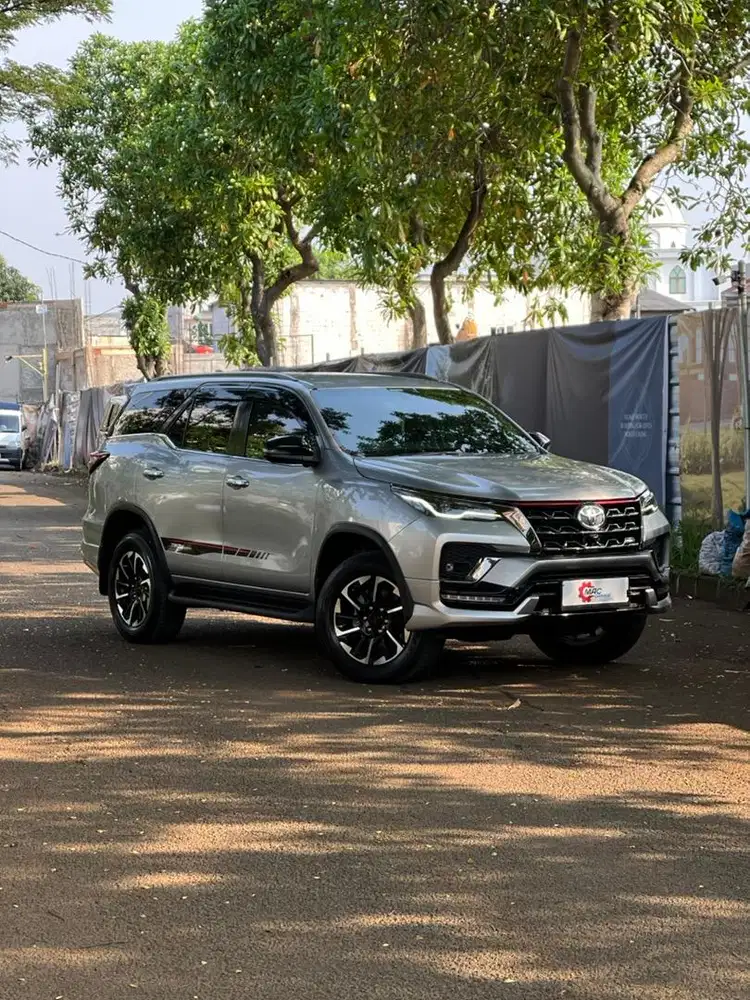 Toyota Fortuner VRZ TRD 2.4 2020/2021 Facelift Silver