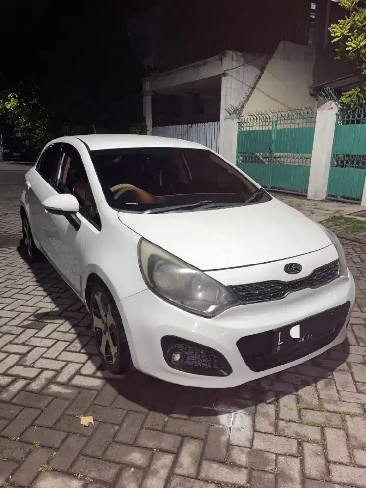 All new kia rio AT/matic 2011