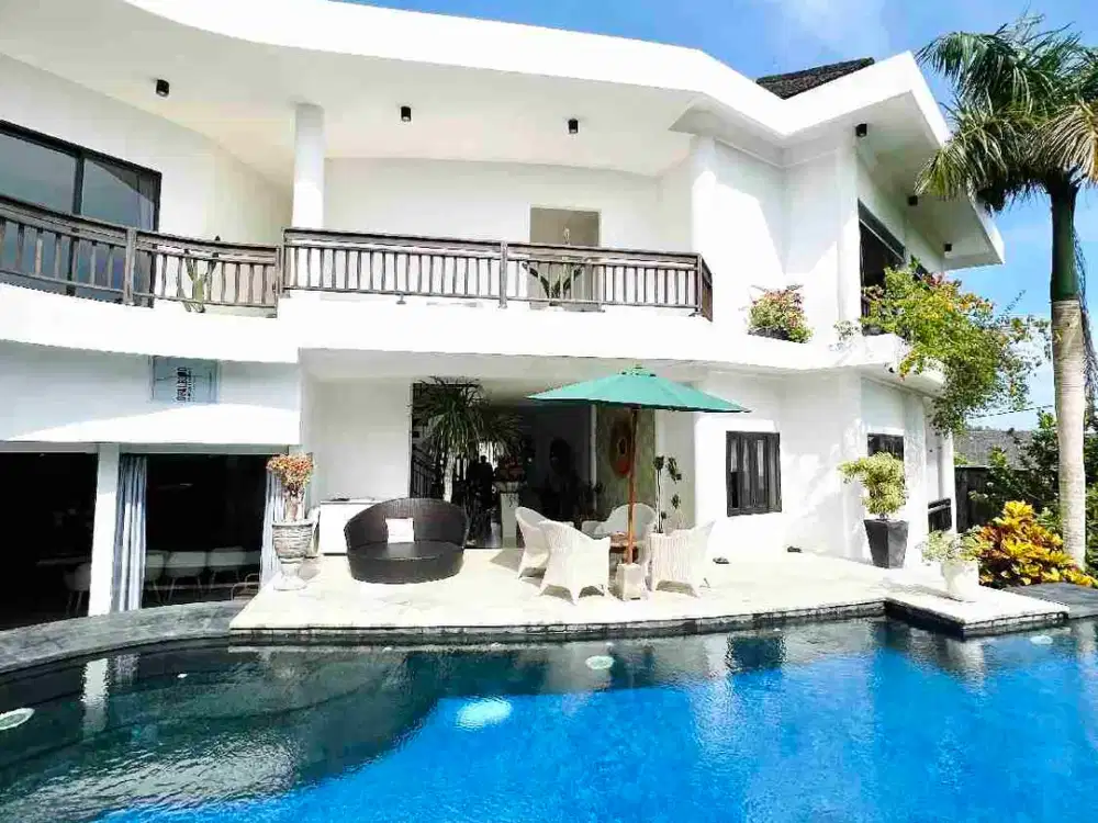 For Sale LUXURY SIGNATURE VILLA – NUSA DUA HILL, BALI