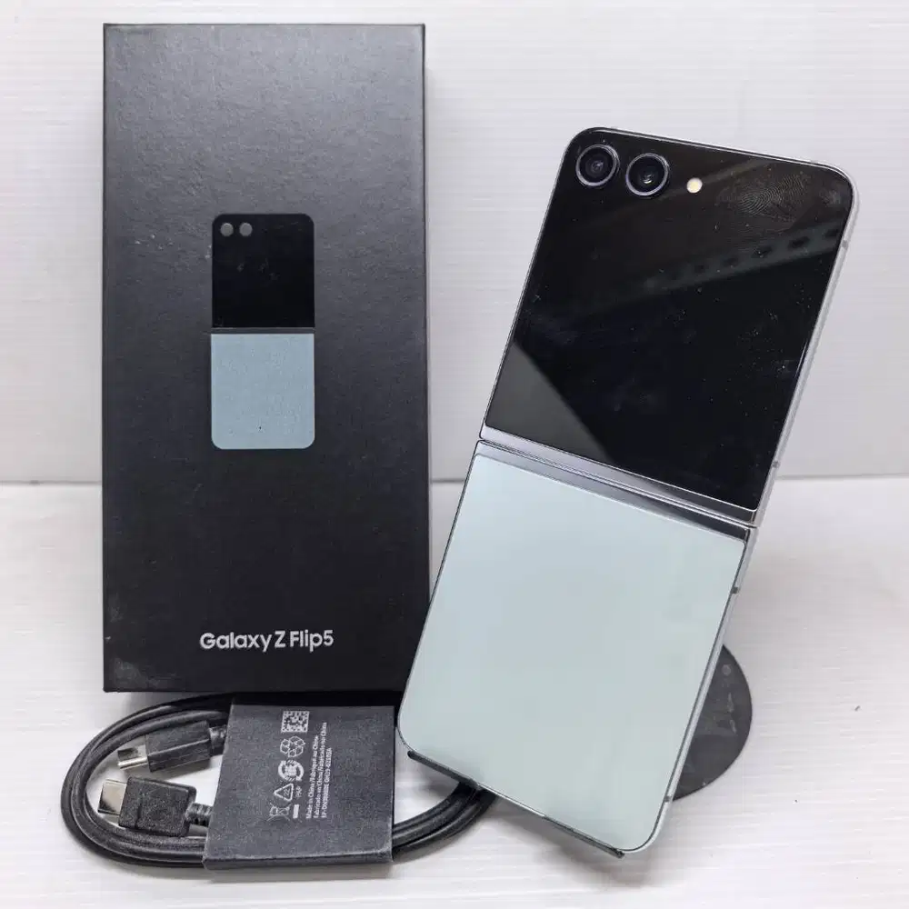 PERFECT MULUS 99,9% SAMSUNG GALAXY Z FLIP 5 5G 8/512 MINT SEPERTI BELI