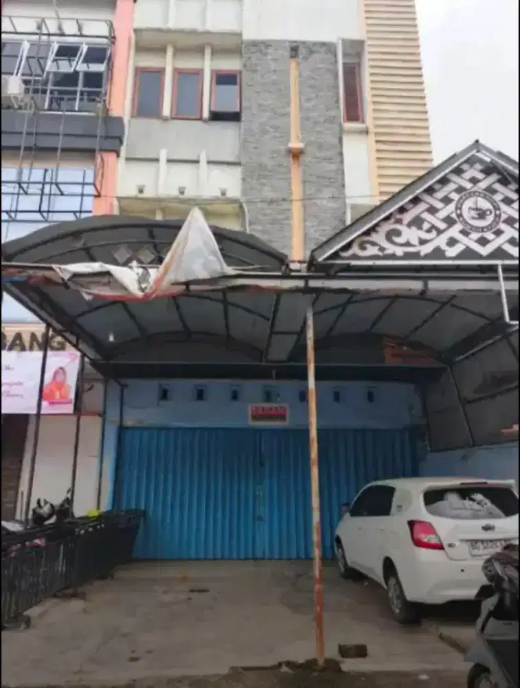 Dijual ruko 4 lantai di Km. 5 siap huni Lt : 150/m2 Harga : 1,6 Milyar