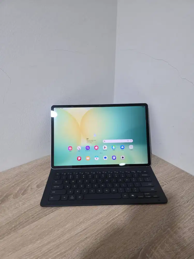 Samsung Galaxy Tab S10 FE SEIN Wifi Only 8/128 Gray + Keyboard