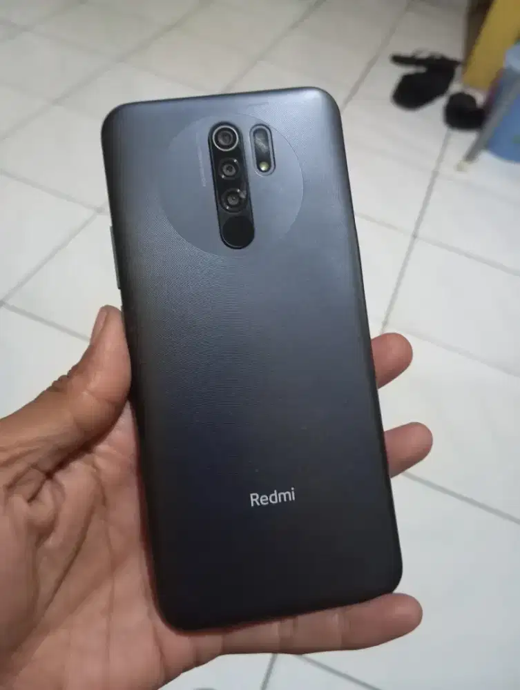 Redmi 9 ram 4 memory 64