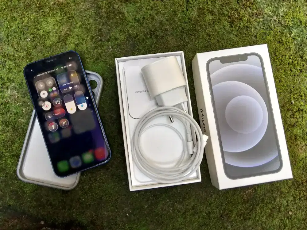 iPhone 12 64 GB
