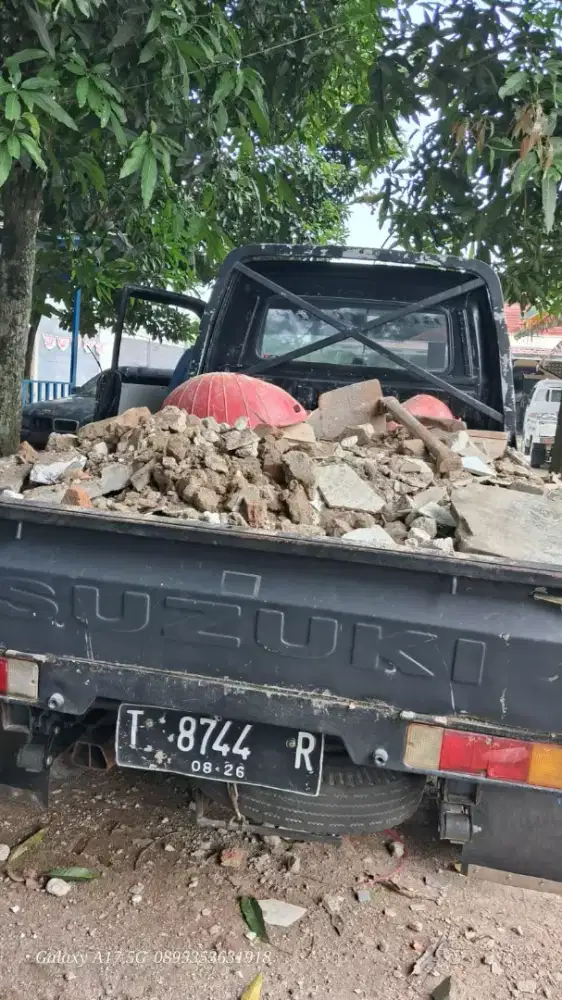 Jasa angkut puing dan jasa angkut pindahan