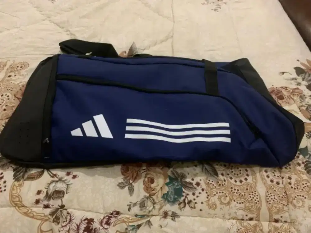 Tas adidas beli mahal