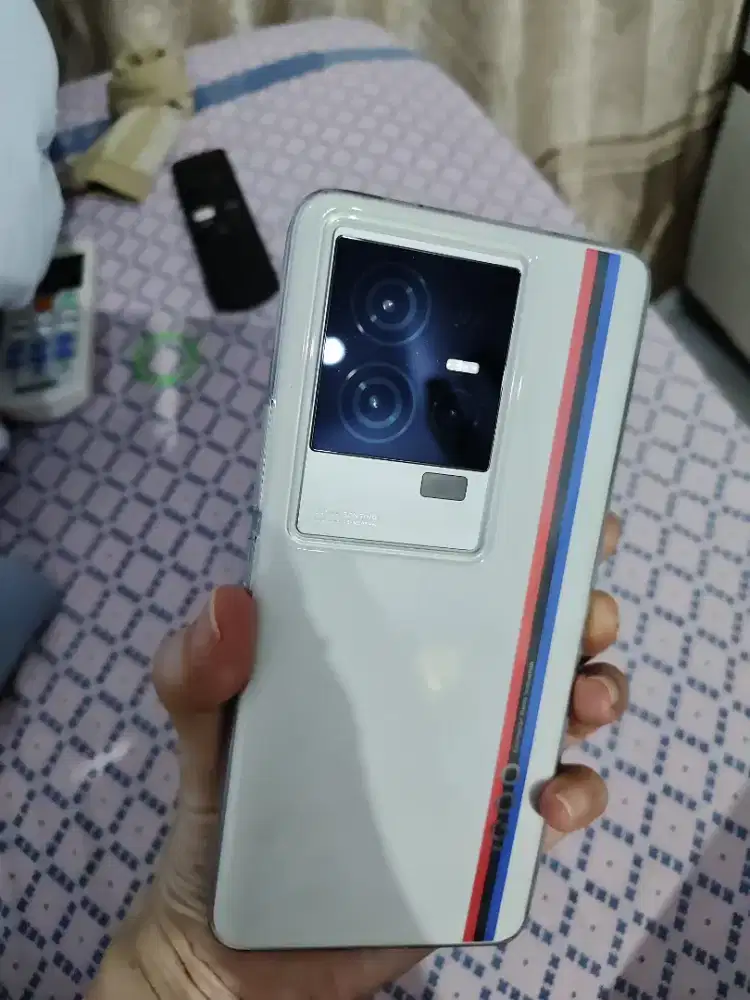 HP iqoo11 5G, 16/256  vivo