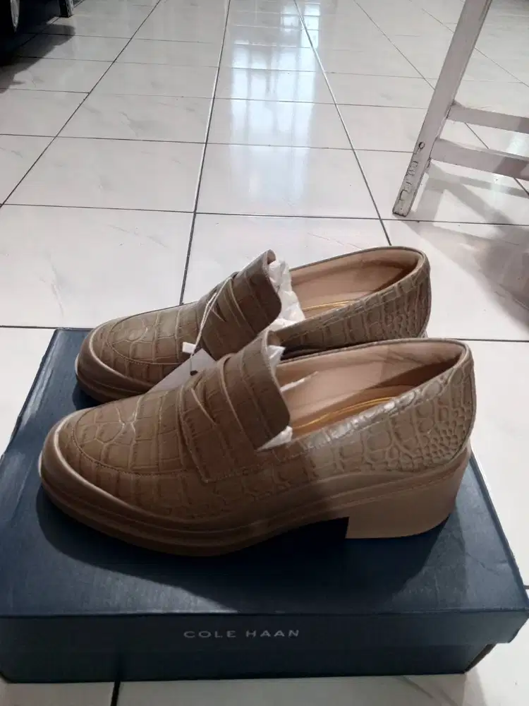 Jual sepatu cewek merk cool haan